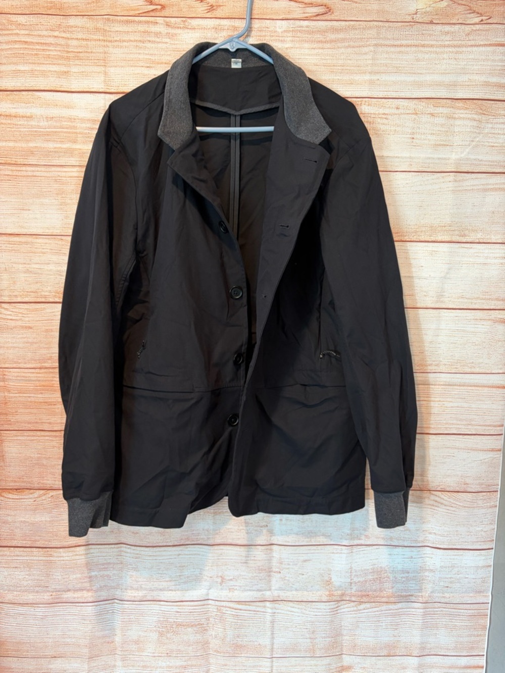 LULULEMON  Men's Button Front Blazer Jacket with Gray Knit Collar